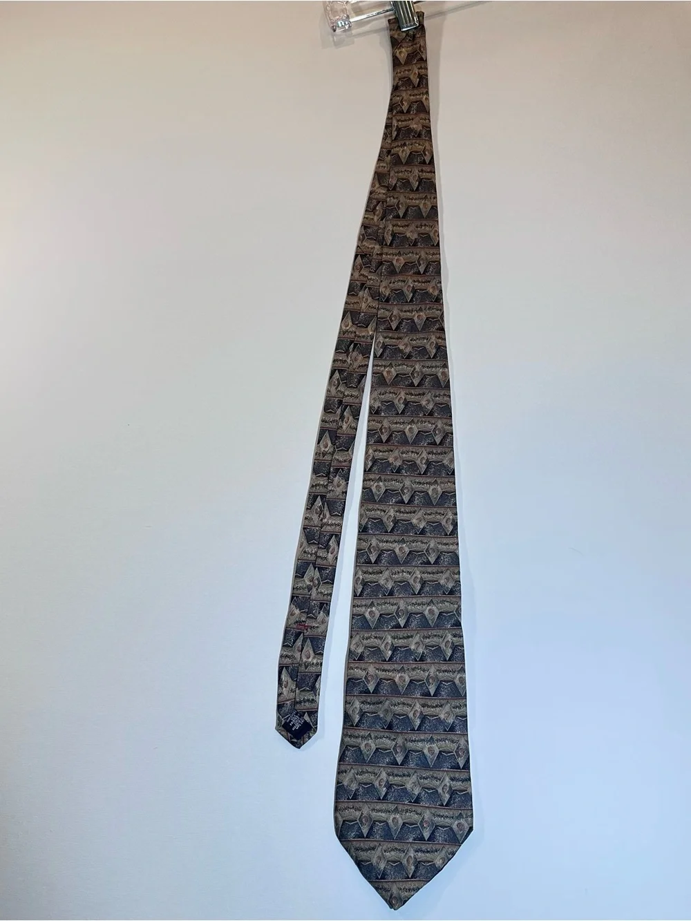 Vintage Barrington Mens 100% Silk Tie Geometric Abstract Made USA Necktie